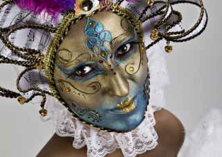 Mascara Veneciana – Maquillaje y Fotografía: Iratxe Irizar / Modelo: Eider