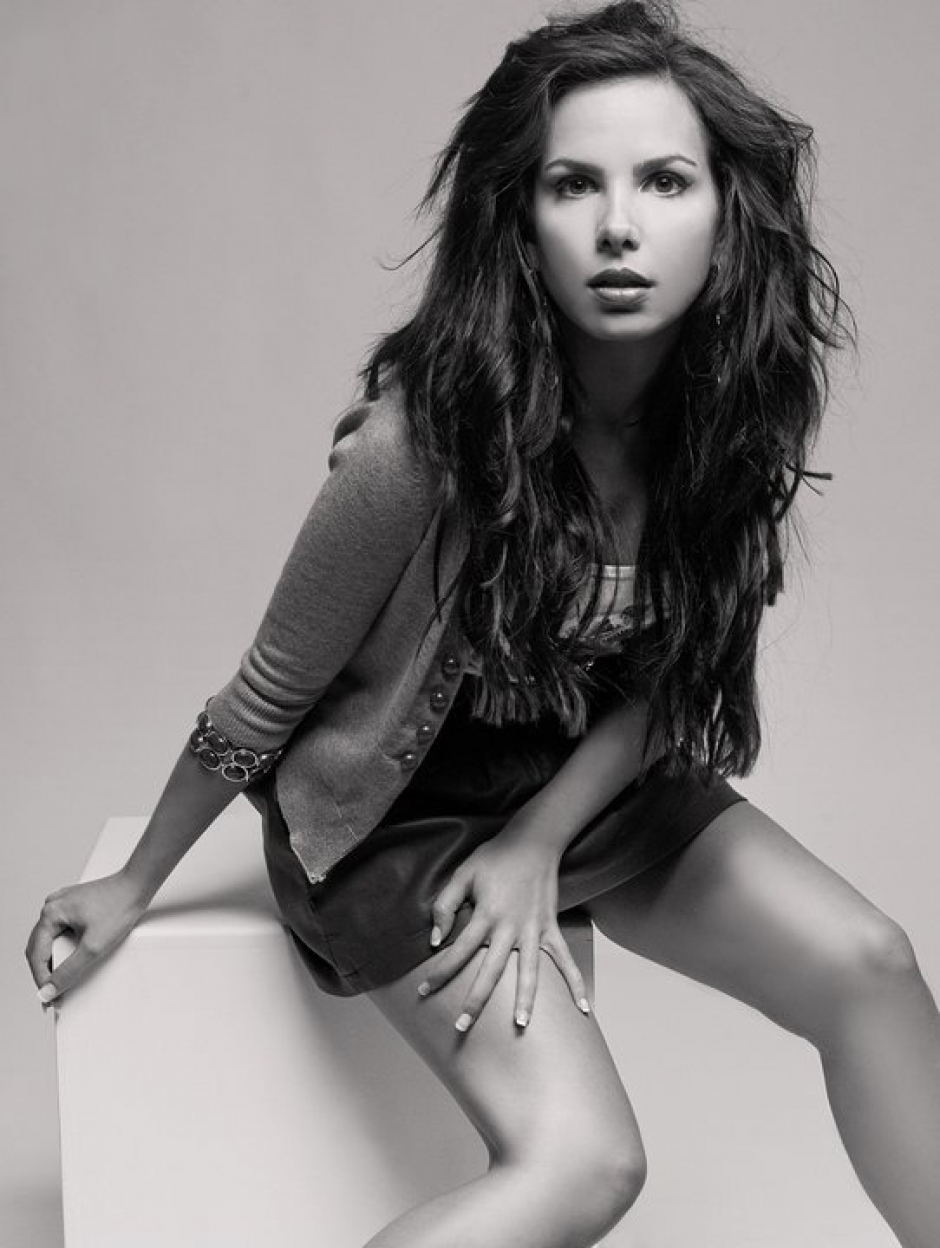 Maquillaje: Iratxe Irizar / Fotografia: Erika Cortijo / Modelo: Laura Lozano Maquillaje: Iratxe Irizar / Fotografia: Erika Cortijo / Modelo: Laura Lozano