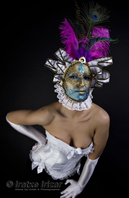 Mascara Veneciana – Maquillaje y Fotografía: Iratxe irizar / Modelo: Eider