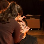 Maquillando a Jagoba Ormaetxea / Fotografia: Gontzal Garate